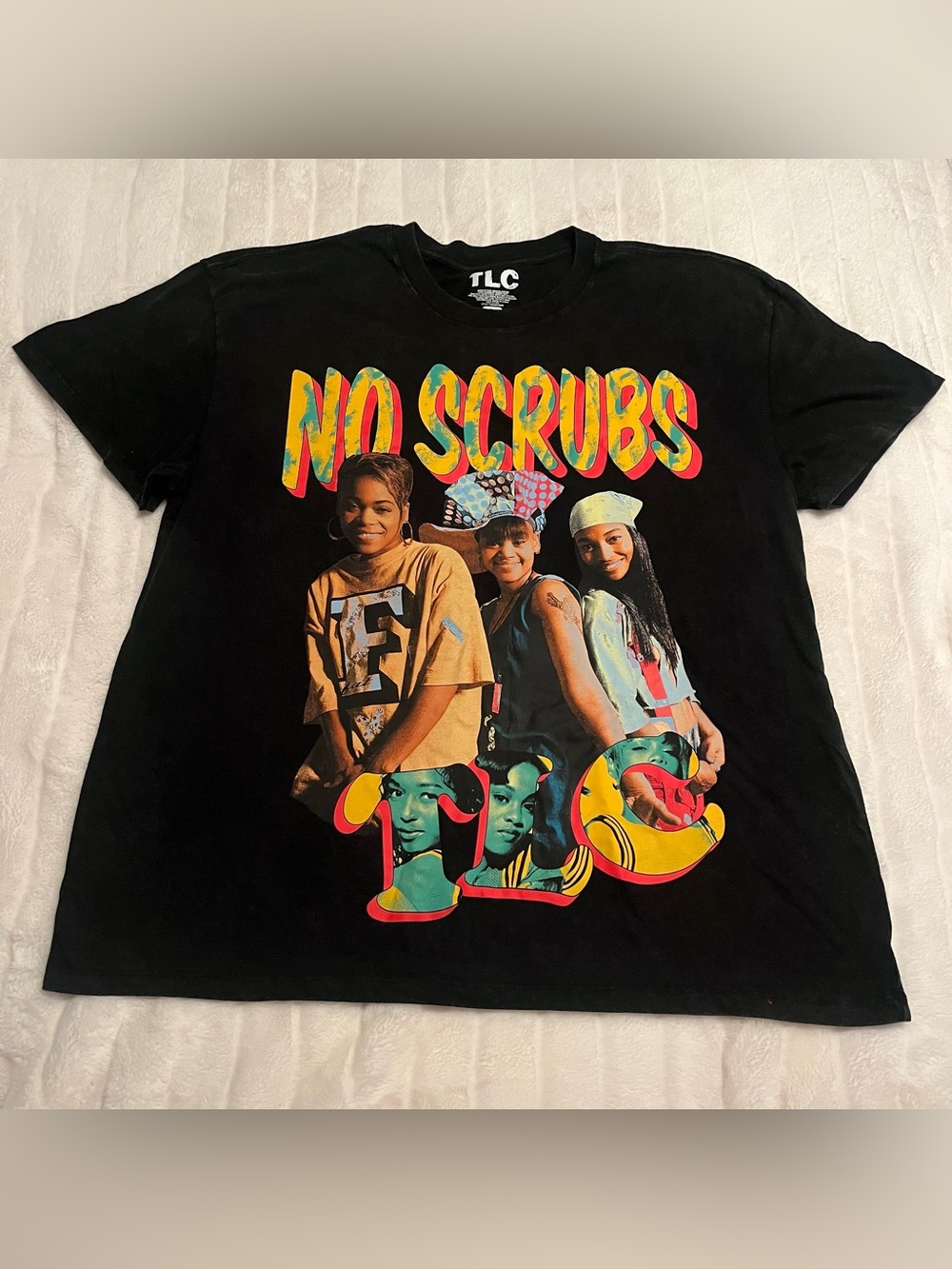 TLC Black Short-Sleeve 'No Scrubs' Tee with Multicolor Graphic